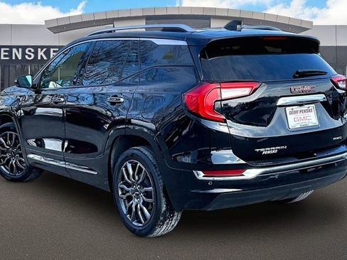 Certified 2024 GMC Terrain Denali w/ Black Diamond Edition image 12