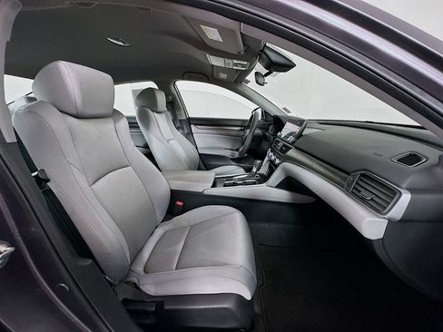 Used 2018 Honda Accord LX image 25