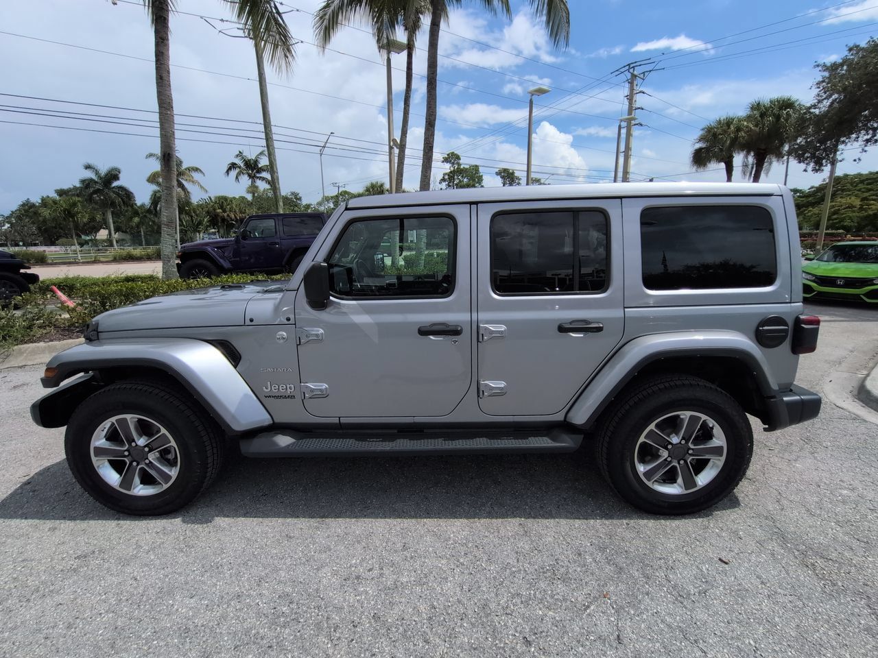 Used 2021 Jeep Wrangler Unlimited Sahara AWD/4WD image 8