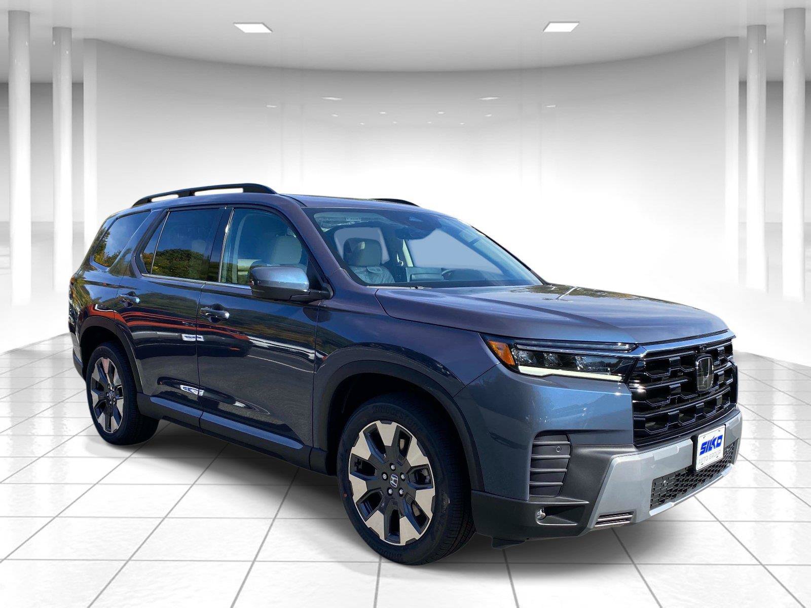 New 2026 Honda Pilot Touring image 1