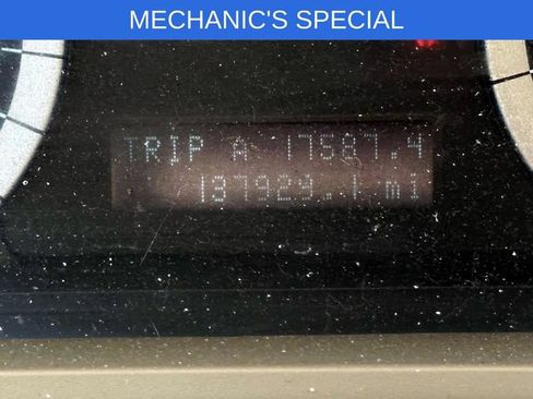 Used 2011 Ford Escape XLT FWD image 17