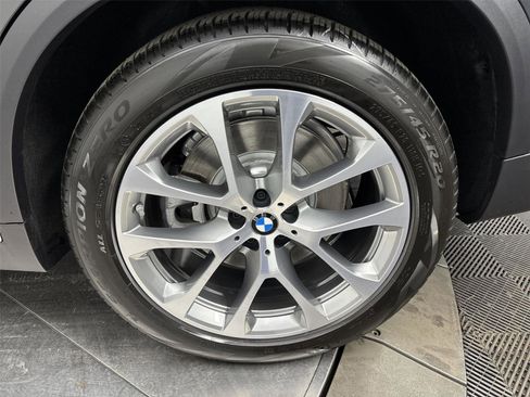 New 2026 BMW X5 xDrive50e w/ Climate Comfort Package image 27