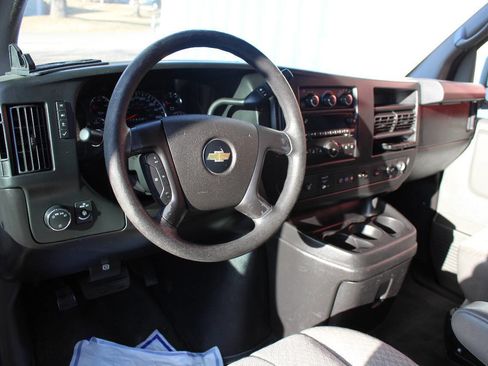 Used 2011 Chevrolet Express 3500 LT w/ LT Preferred Equipment Group image 11