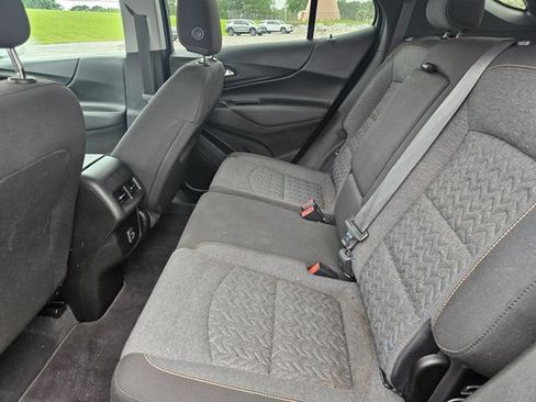 Used 2022 Chevrolet Equinox LT FWD image 25