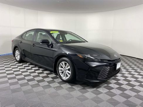 Used 2025 Toyota Camry LE FWD image 1