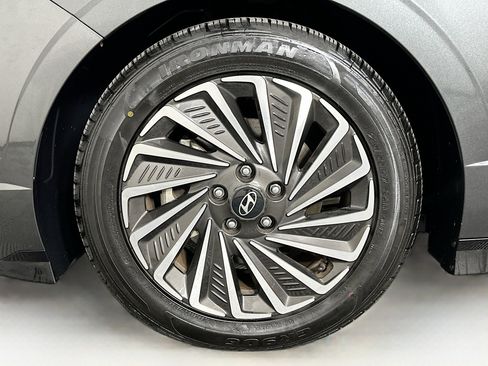 Used 2025 Hyundai Sonata SEL image 11