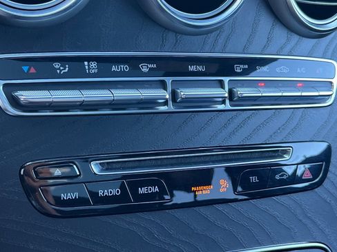 Certified 2018 Mercedes-Benz GLC 300 4MATIC image 18