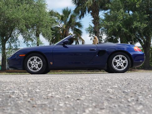 Used 2002 Porsche Boxster RWD image 52