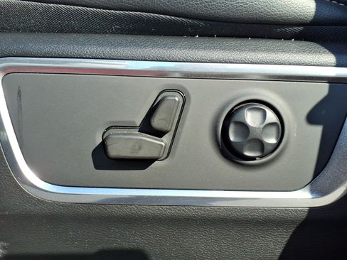 Certified 2021 RAM 1500 Laramie image 23