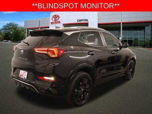 Used 2025 Buick Encore GX Sport Touring w/ Advanced Technology Package image 5