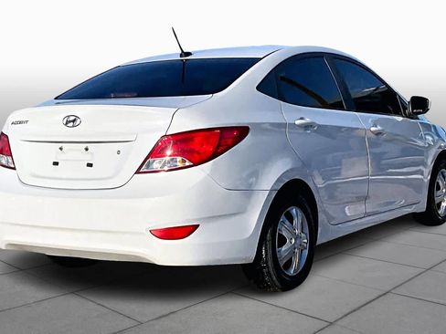 Used 2017 Hyundai Accent SE image 12