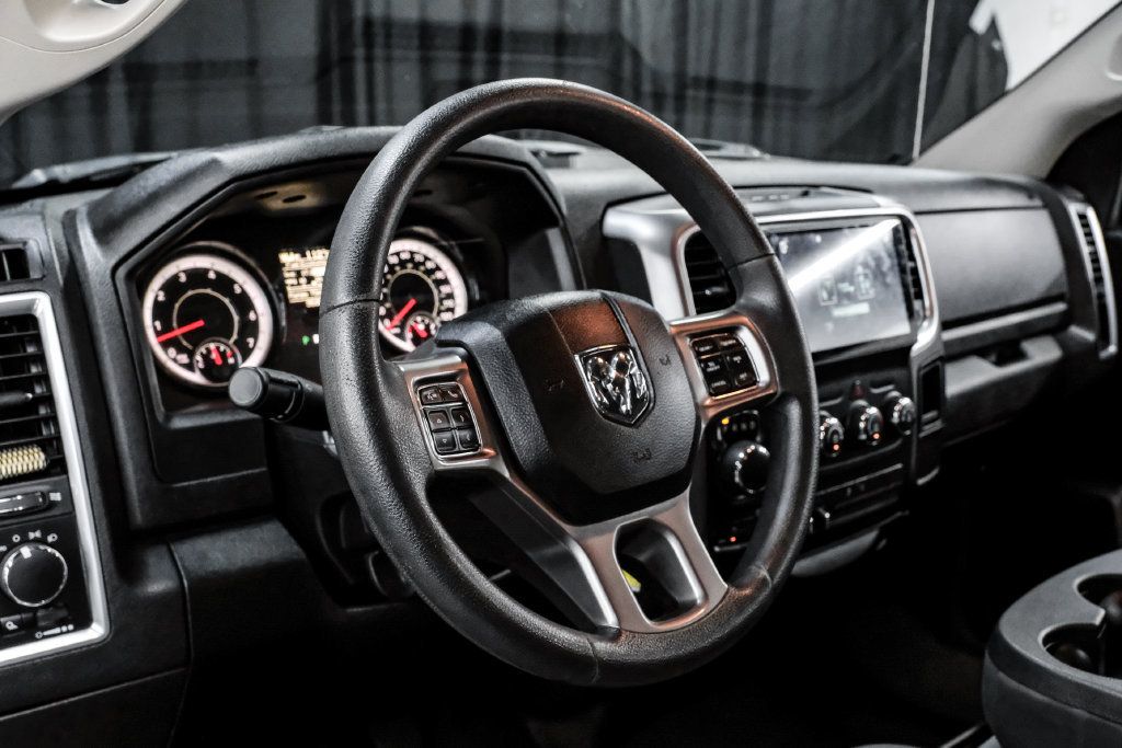Used 2021 RAM 1500 Classic SLT AWD/4WD image 17