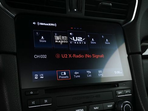 Certified 2019 Porsche 911 Speedster image 14