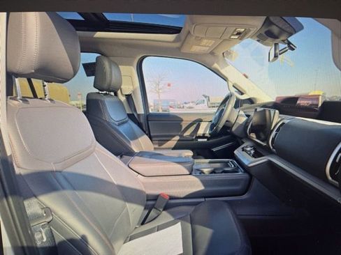 Used 2025 Ford Expedition Max Active image 15