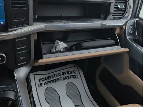 Used 2021 Ford F150 Lariat w/ Equipment Group 502A High image 23