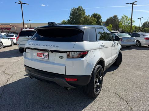 Used 2018 Land Rover Range Rover Evoque SE Premium AWD/4WD image 3