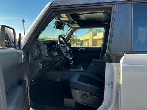 Used 2025 Ford Bronco Big Bend image 13