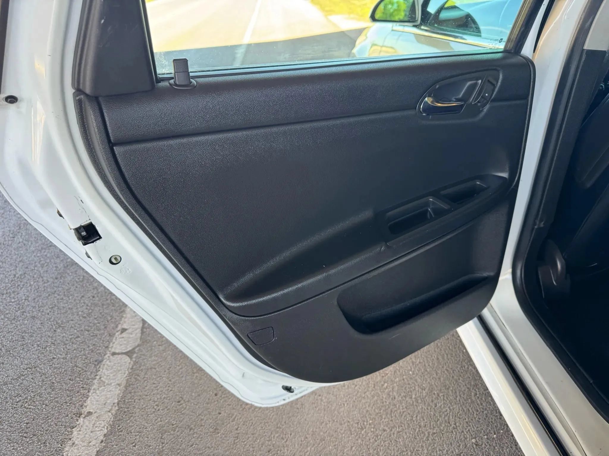 Used 2013 Chevrolet Impala LT w/ LT Sunroof Package FWD image 18