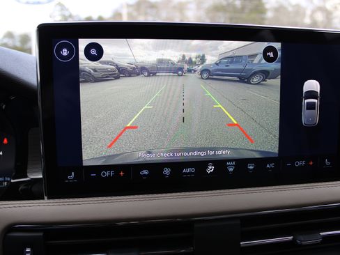 Used 2023 Lincoln Corsair Standard image 23