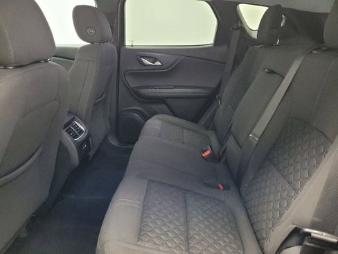 Used 2021 Chevrolet Blazer LT FWD image 18