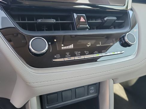 Certified 2024 Toyota Corolla Cross L FWD image 16