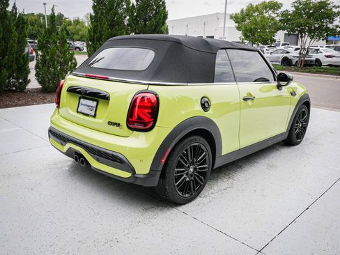 Used 2024 MINI Cooper S w/ Signature Upholstery Package FWD image 11