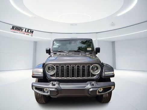 New 2026 Jeep Wrangler Sahara image 8