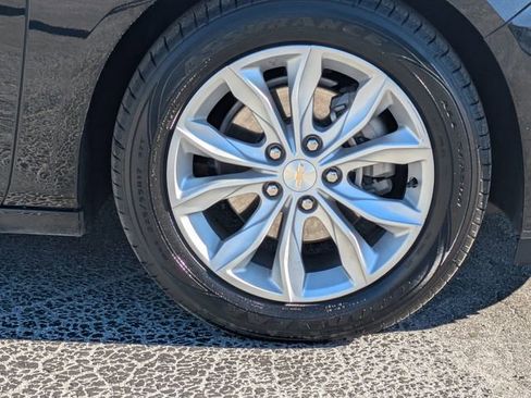 Certified 2025 Chevrolet Malibu LT image 12