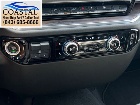Used 2025 GMC Sierra 1500 SLT AWD/4WD image 46