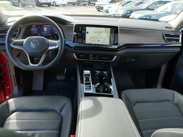 Certified 2025 Volkswagen Atlas SEL AWD/4WD image 23