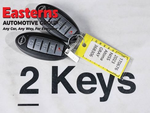 Used 2023 Nissan Altima 2.0 SR FWD image 25