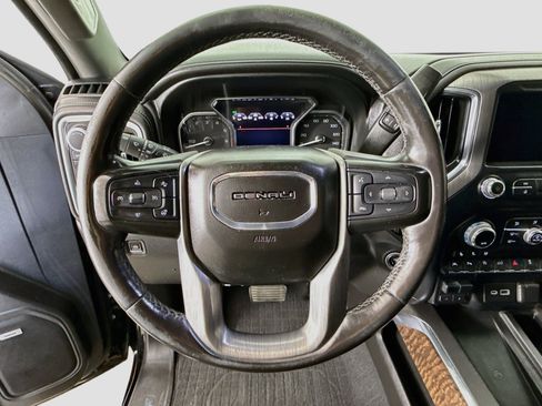 Used 2019 GMC Sierra 1500 Denali w/ Denali Ultimate Package AWD/4WD image 13