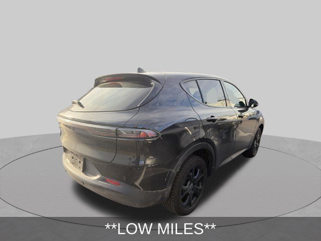 Used 2024 Dodge Hornet GT Plus w/ GT Blacktop Package AWD/4WD image 5