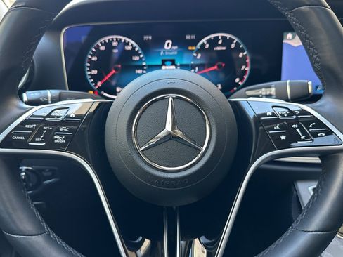 Used 2023 Mercedes-Benz E 350 Sedan image 22