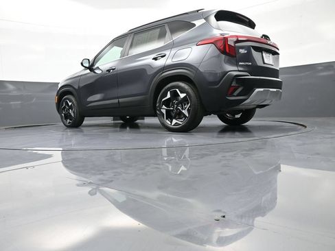 Certified 2024 Kia Seltos EX AWD/4WD image 32