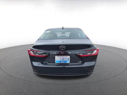Used 2025 Toyota Camry LE image 6