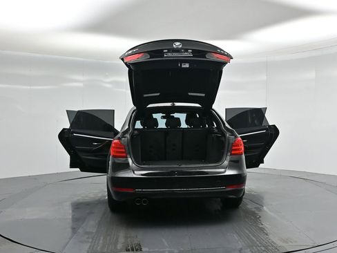 Used 2016 BMW 328i Gran Turismo xDrive image 32