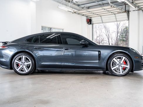 Used 2021 Porsche Panamera 4 image 5