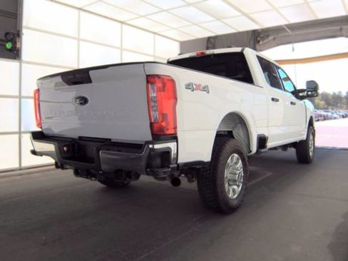 Used 2023 Ford F250 XLT w/ Snow Plow Prep Package AWD/4WD image 4