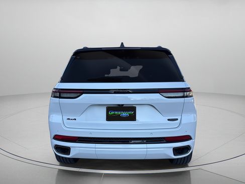 Used 2025 Jeep Grand Cherokee Summit image 4