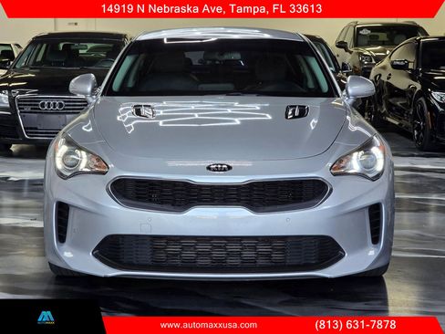 Used 2018 Kia Stinger RWD image 10