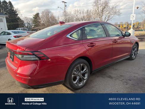 Used 2023 Honda Accord EX-L image 6