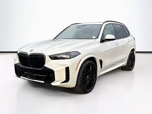 Used 2025 BMW X5 xDrive40i w/ M Sport Package image 7