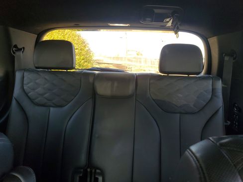 Used 2021 Hyundai Palisade Calligraphy image 10