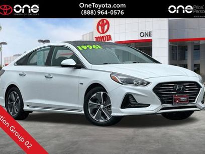 Used 2019 Hyundai Sonata Limited w/ Ultimate Package 02
