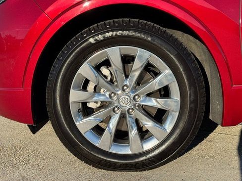Used 2018 Buick Envision Essence image 13