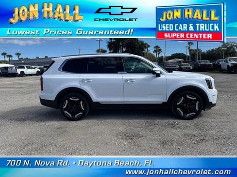 Used 2023 Kia Telluride S image 12