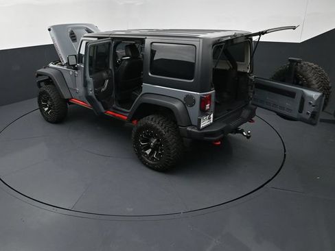 Used 2015 Jeep Wrangler Unlimited Rubicon AWD/4WD image 28