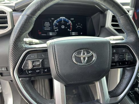 Used 2024 Toyota Tundra Platinum AWD/4WD image 21