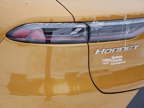 Certified 2024 Dodge Hornet GT image 17